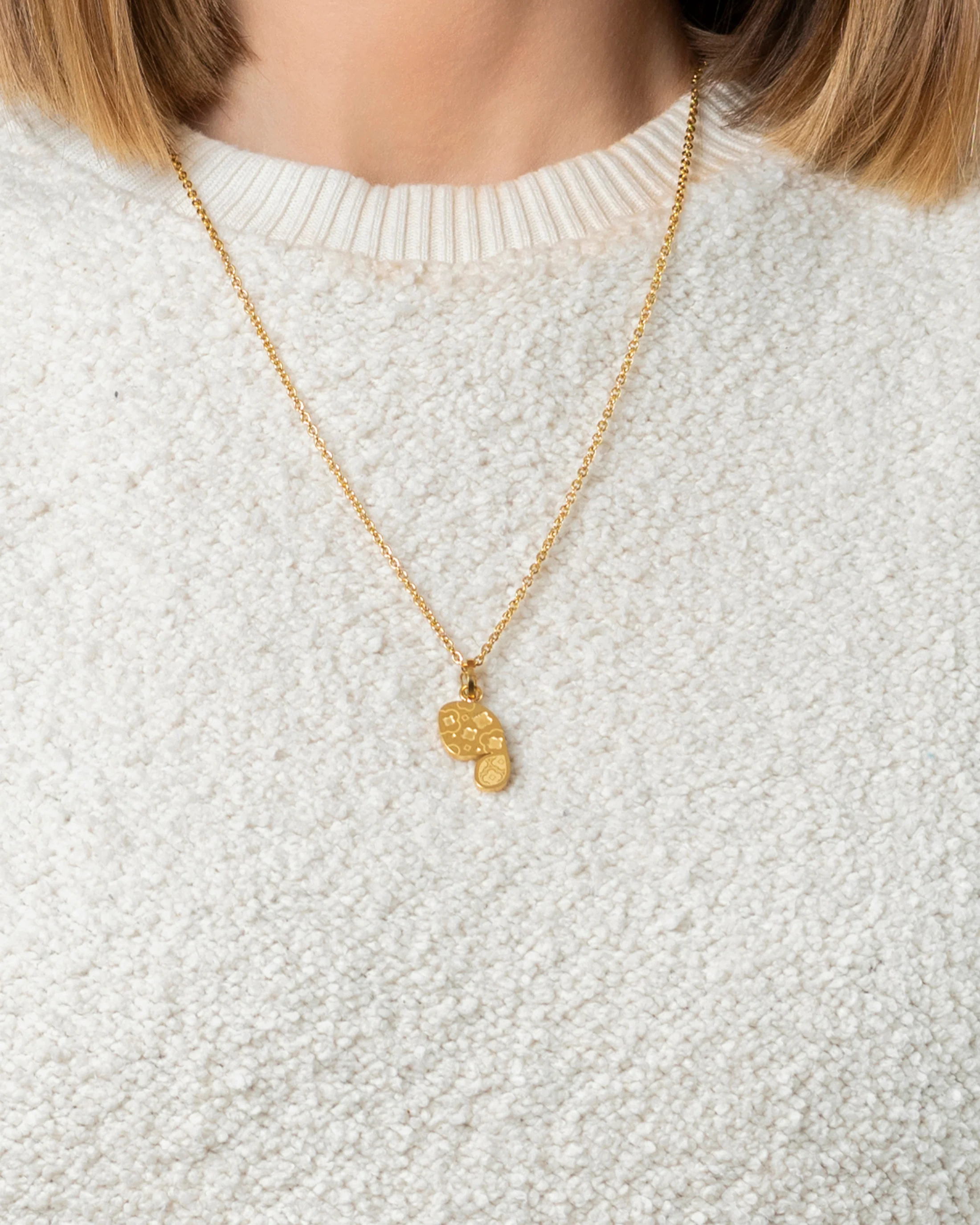 L-Aqwa Ħabiba Butterfly Wings Pendant Set - Image 7