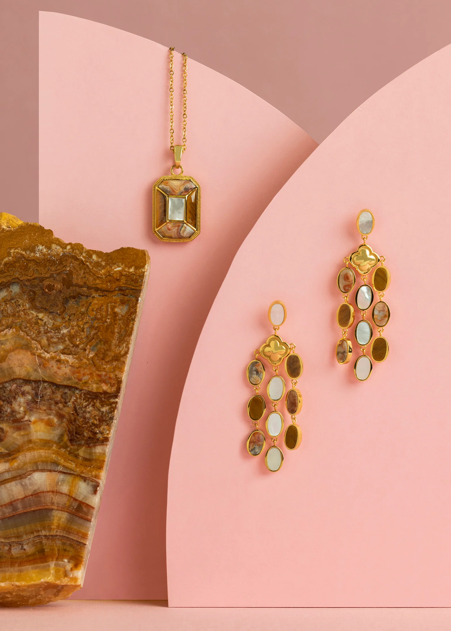 Camilla’s Chandelier Earring Set - Image 6