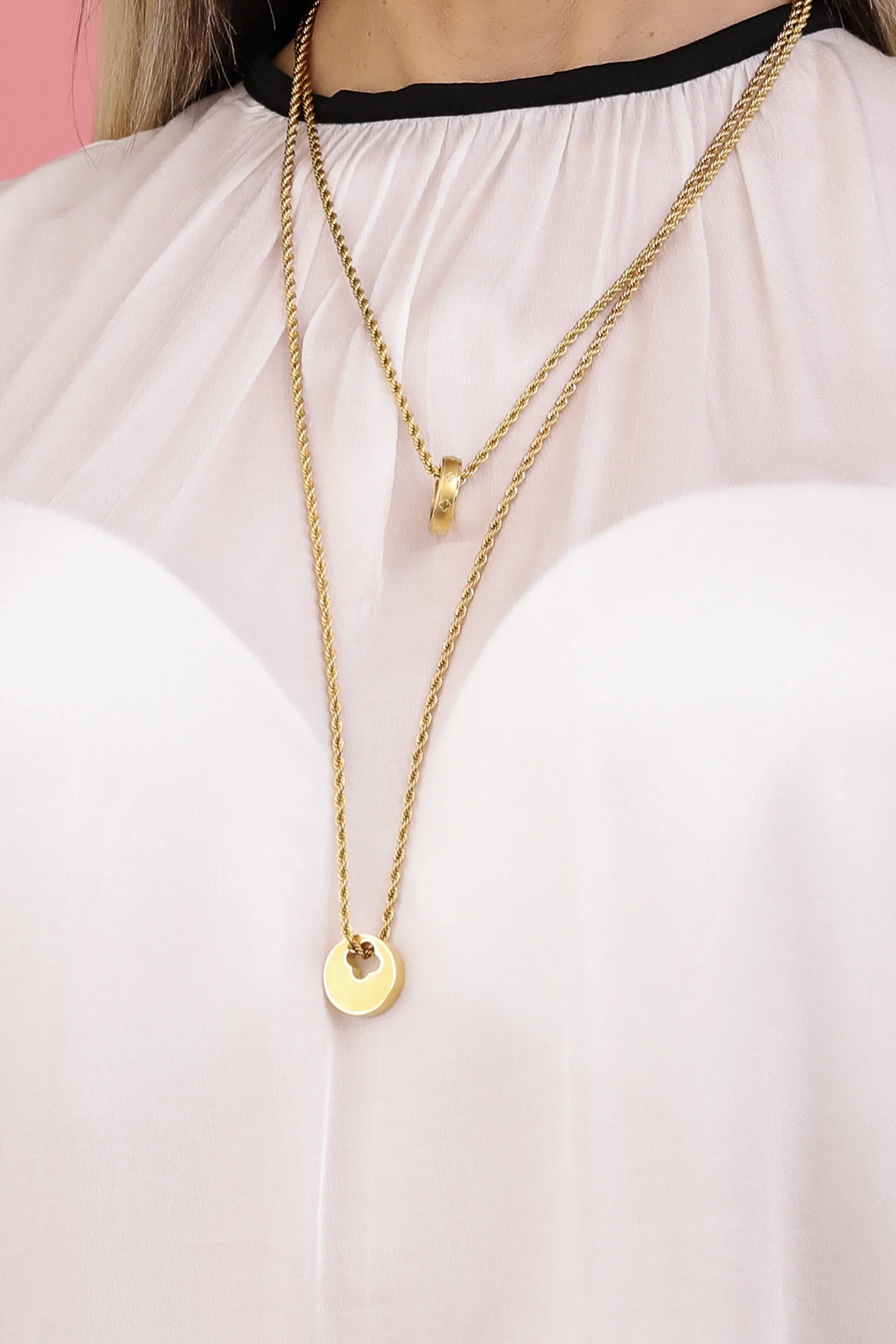 Carisma Circle Engravable Ring Pendant - Image 11