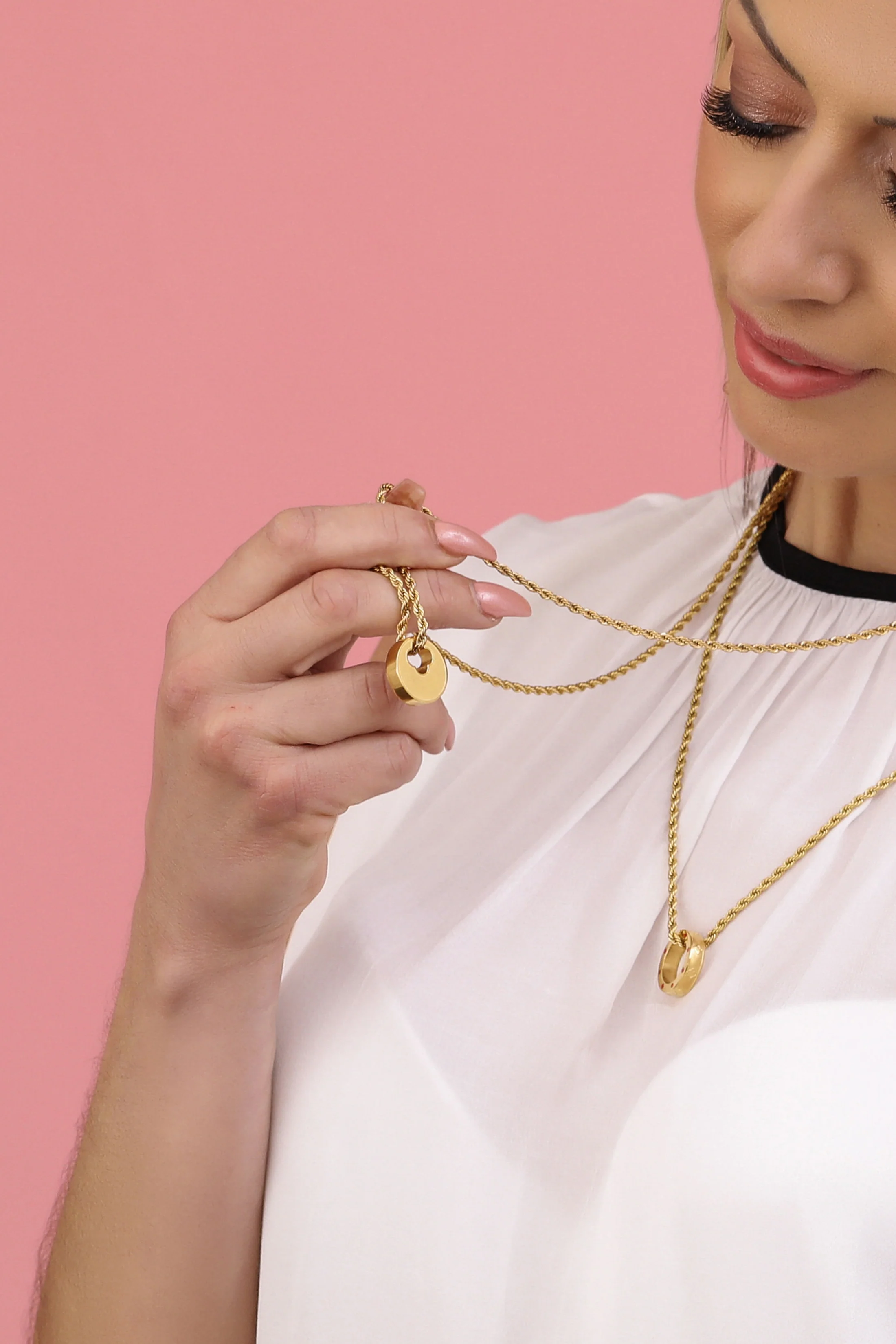 Carisma Circle Engravable Ring Pendant - Image 12