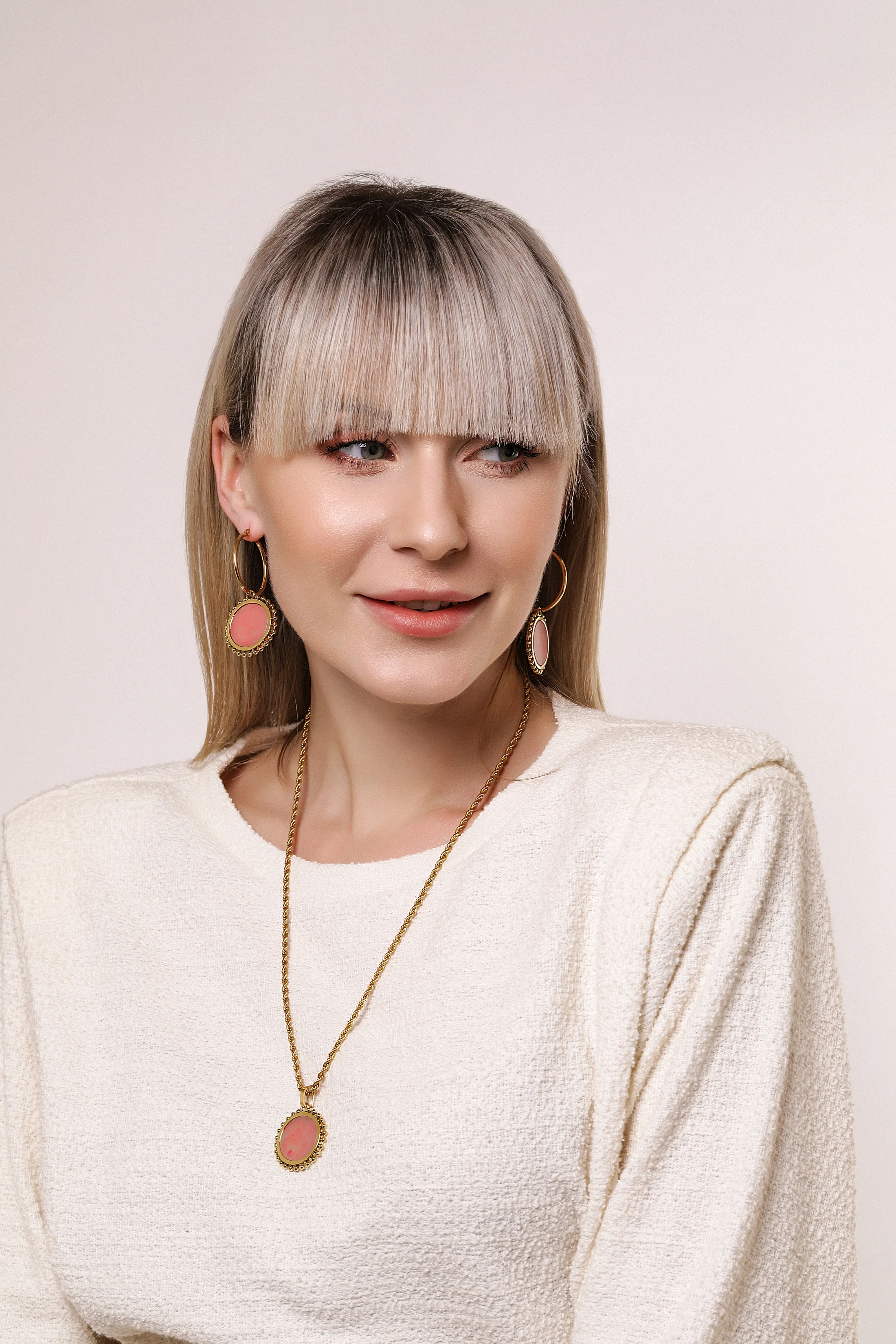 Coral Stone Pendant - Image 4