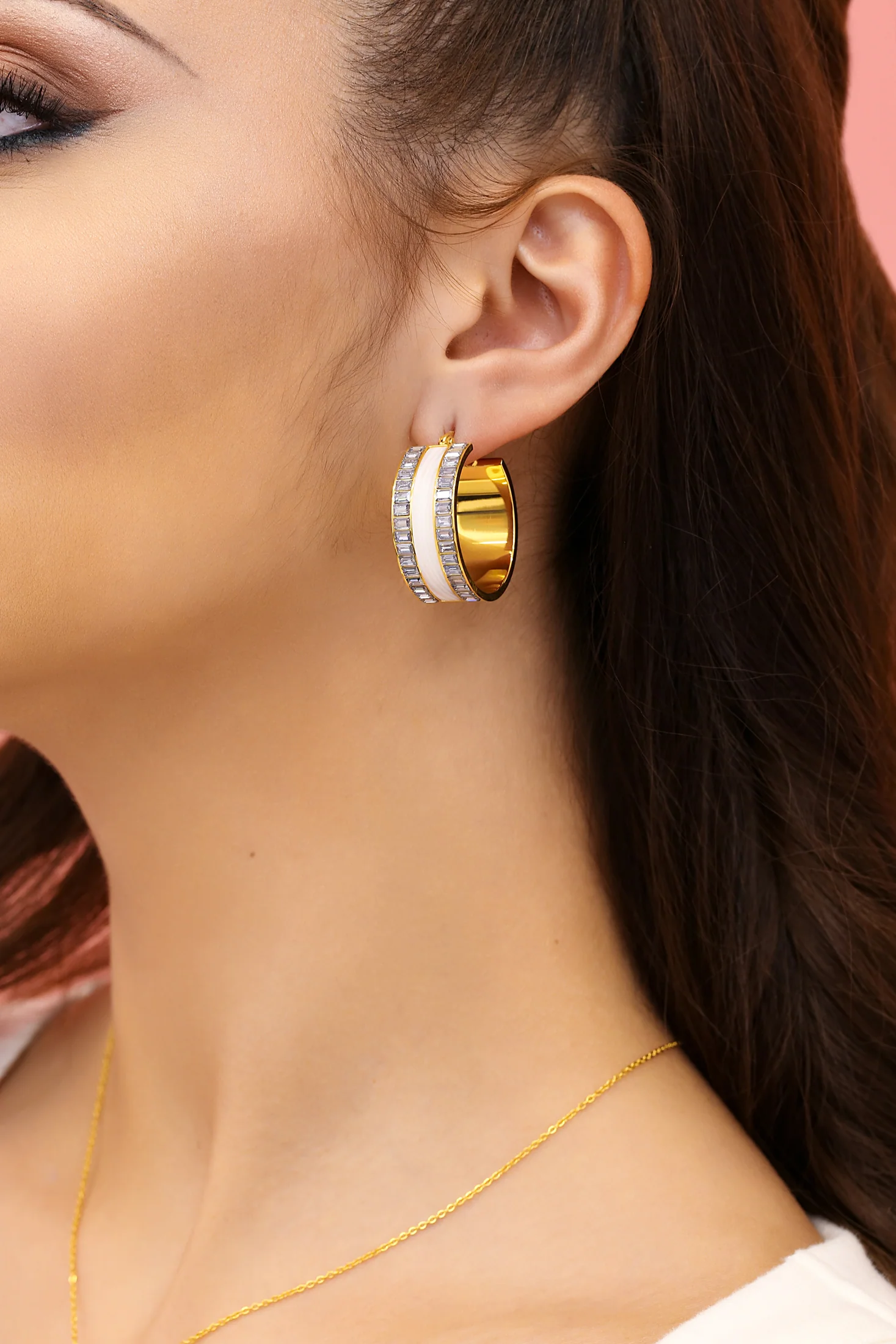 Faniello Ivory Mother of Pearl Hoop Earring Set - Image 4