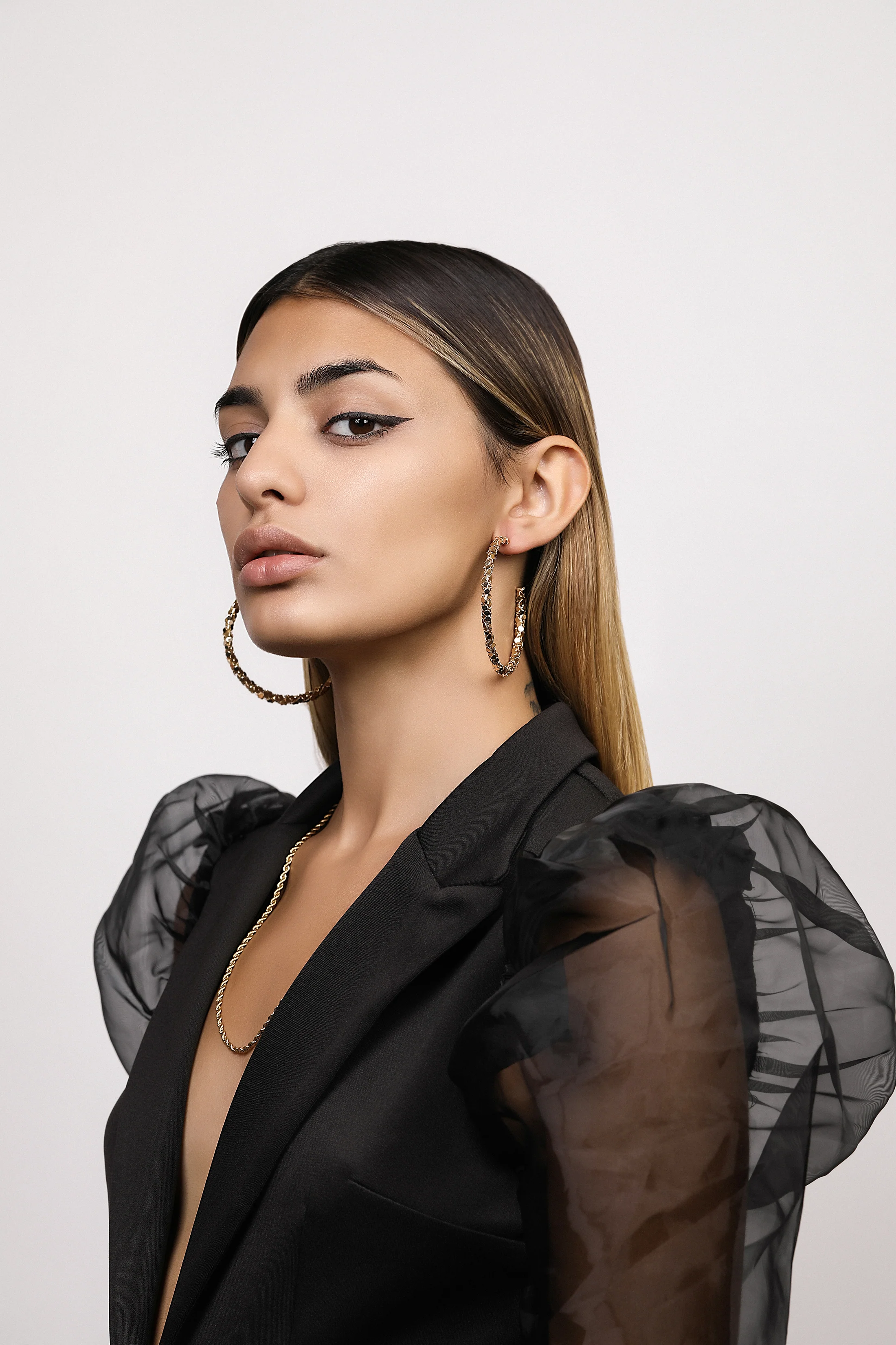 Multi Facade Carisma Hoop Earring Set - Image 3