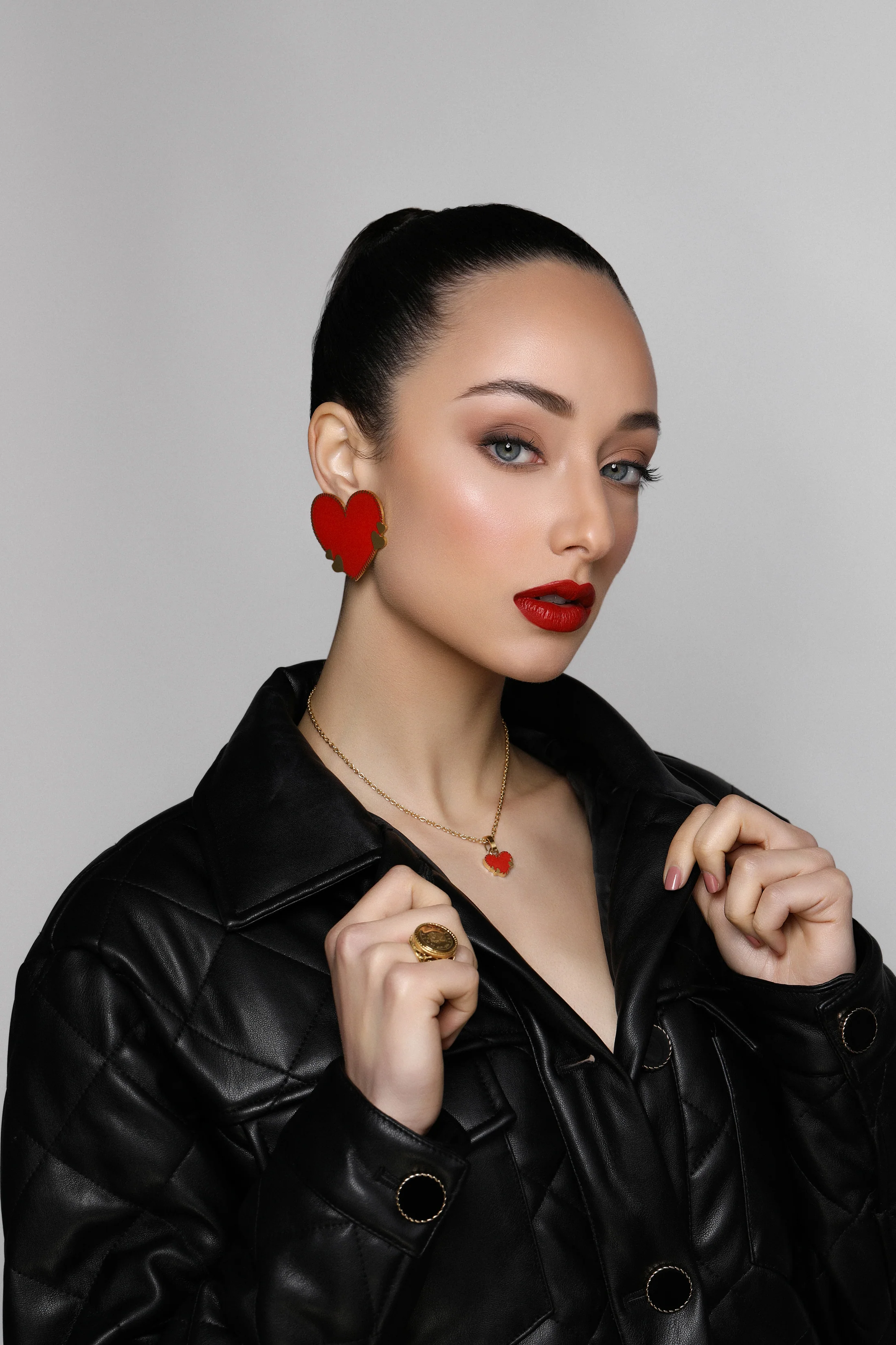 Stella's Oversized Red Enamel Earring Set - Image 3